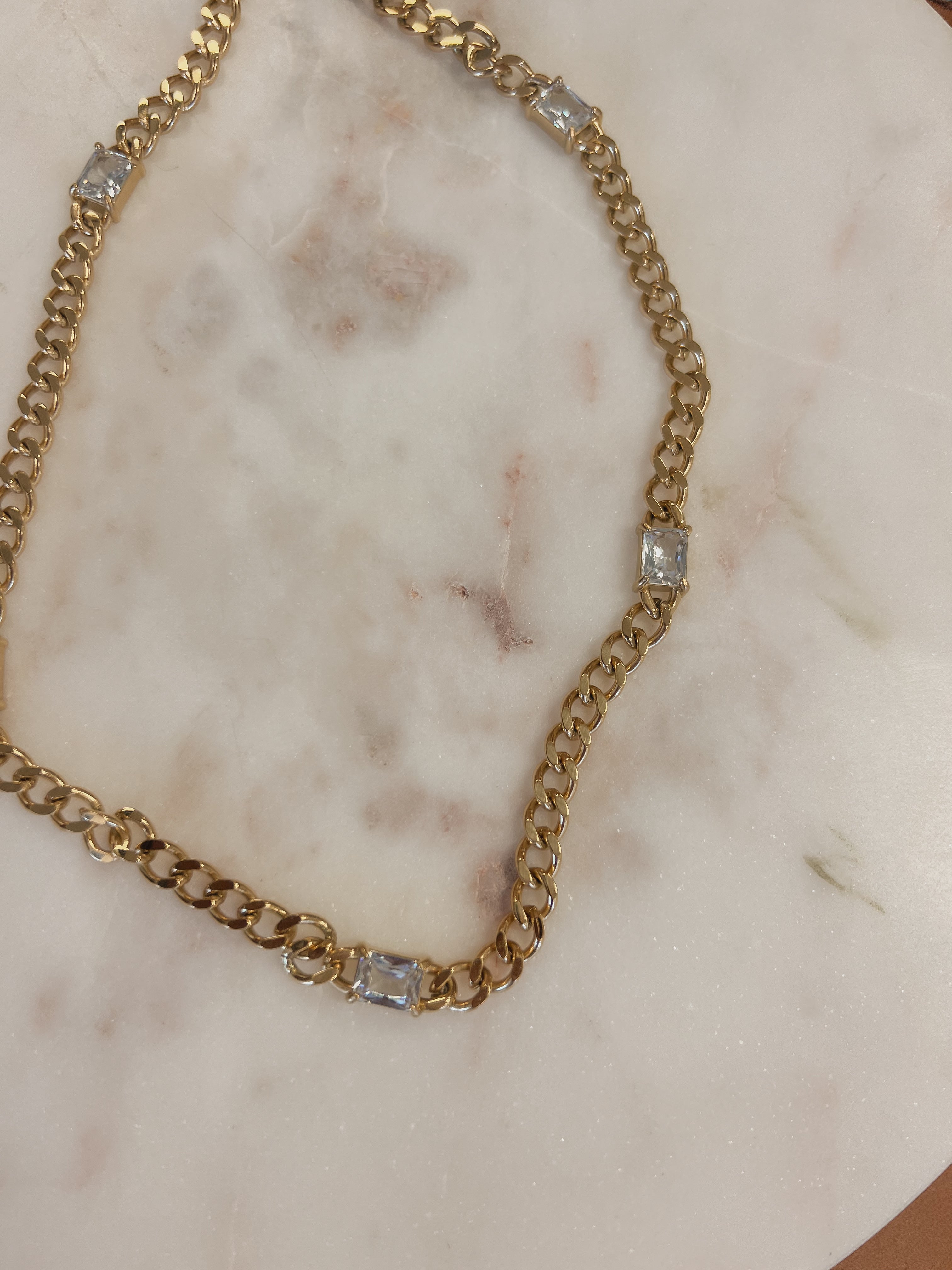 Mo Necklace