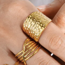 Cross-Over Ring