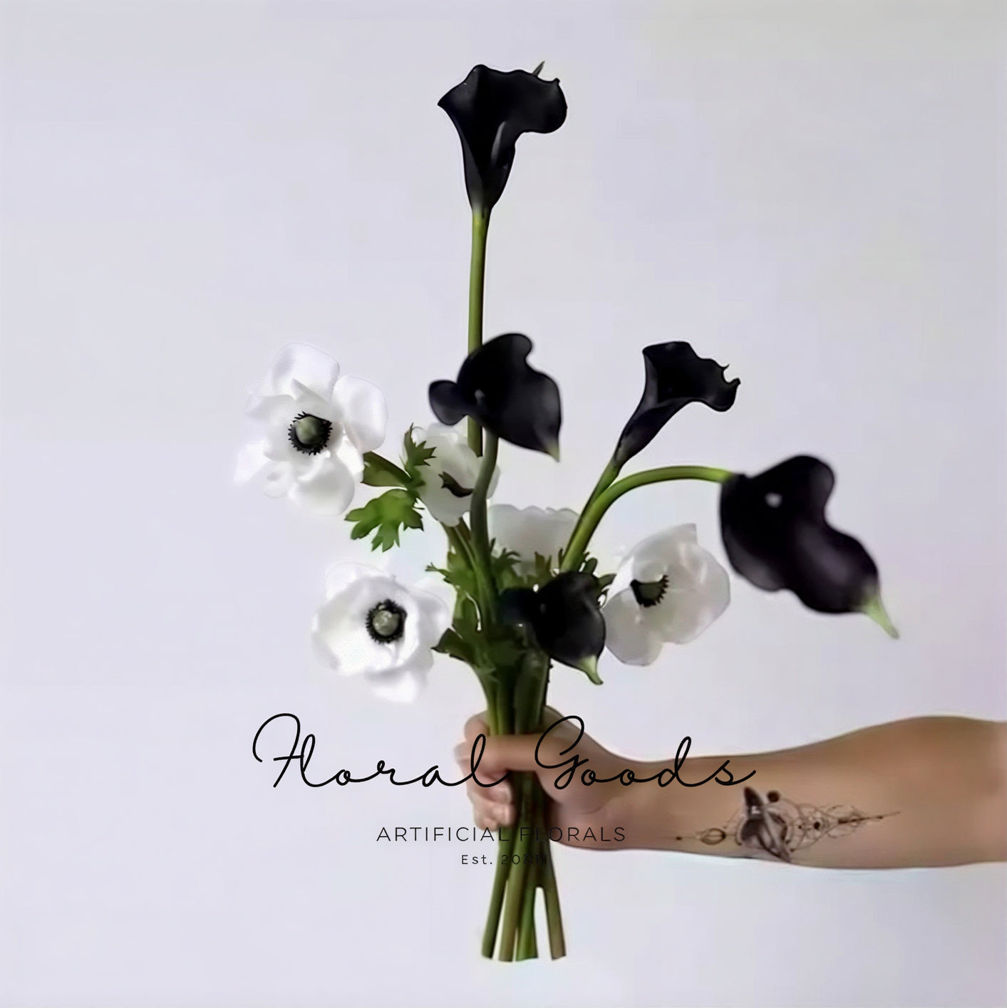 Refined Calla Lily Stem – 21"